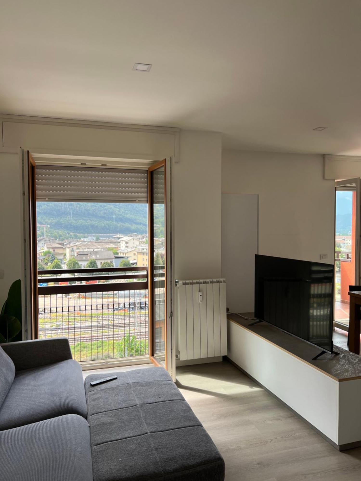 Dreamers Apartment Tirano Esterno foto