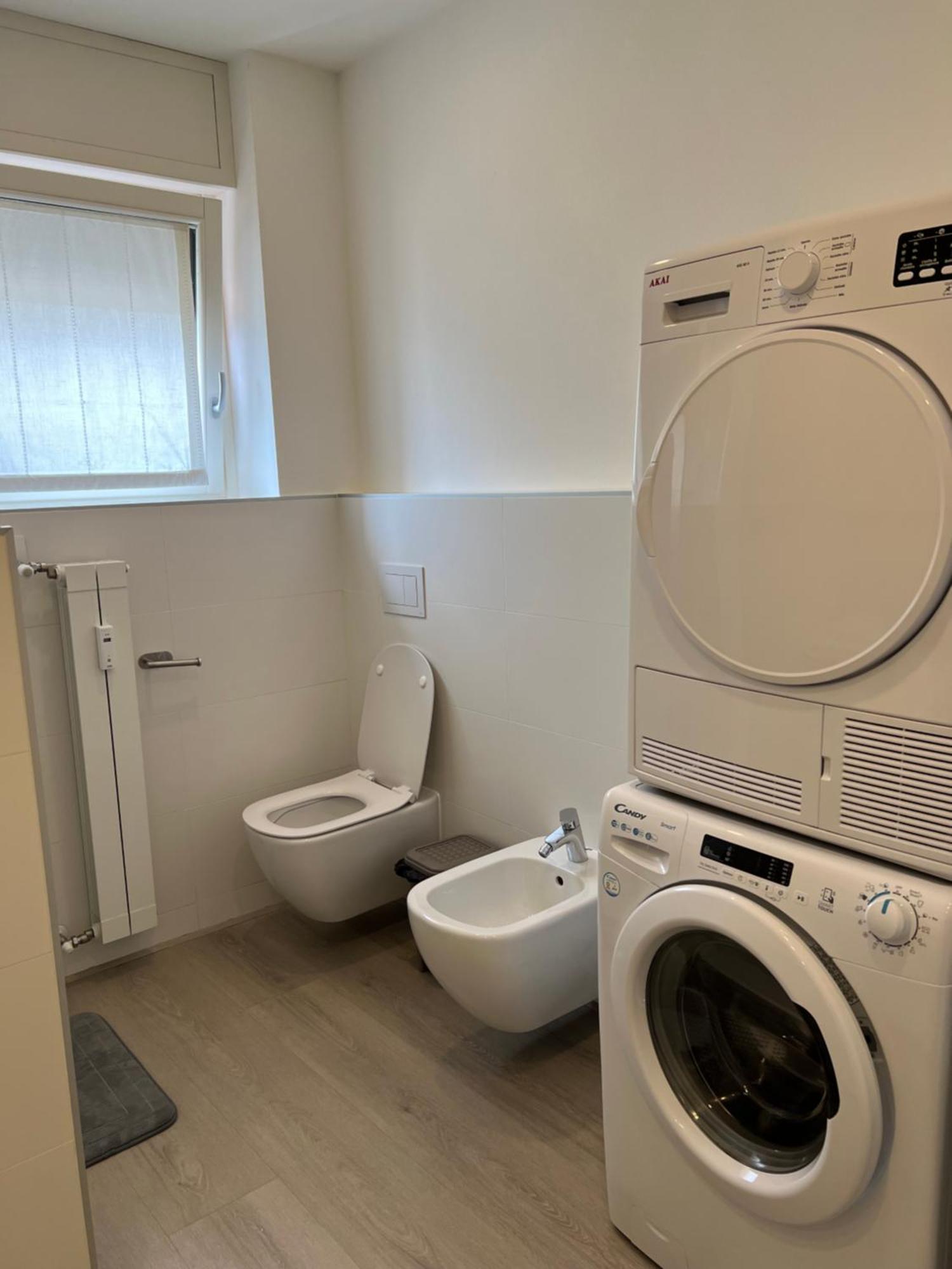 Dreamers Apartment Tirano Esterno foto