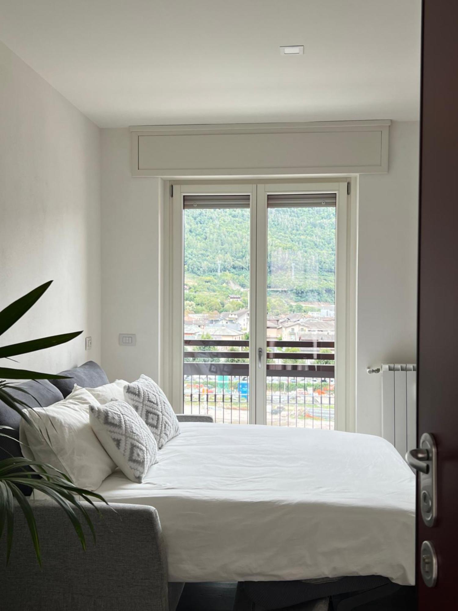 Dreamers Apartment Tirano Esterno foto